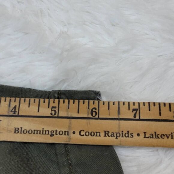 Lee Women's Midrise Fit Army Green Shorts Size 14 - Picture 4 of 6